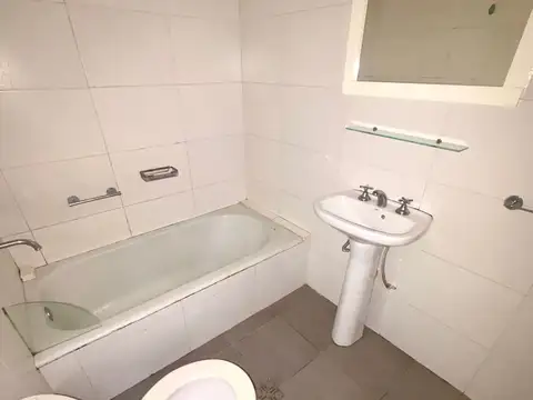 Depto Tipo Casa 2 ambientes con 1 baño