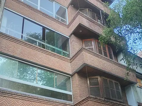 Avenida José María Moreno 600