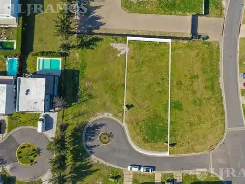 LOTE INTERNO DE 562 M2 - CON AMARRA -  EN VENTA EN EL CANAL- VILLANUEVA
