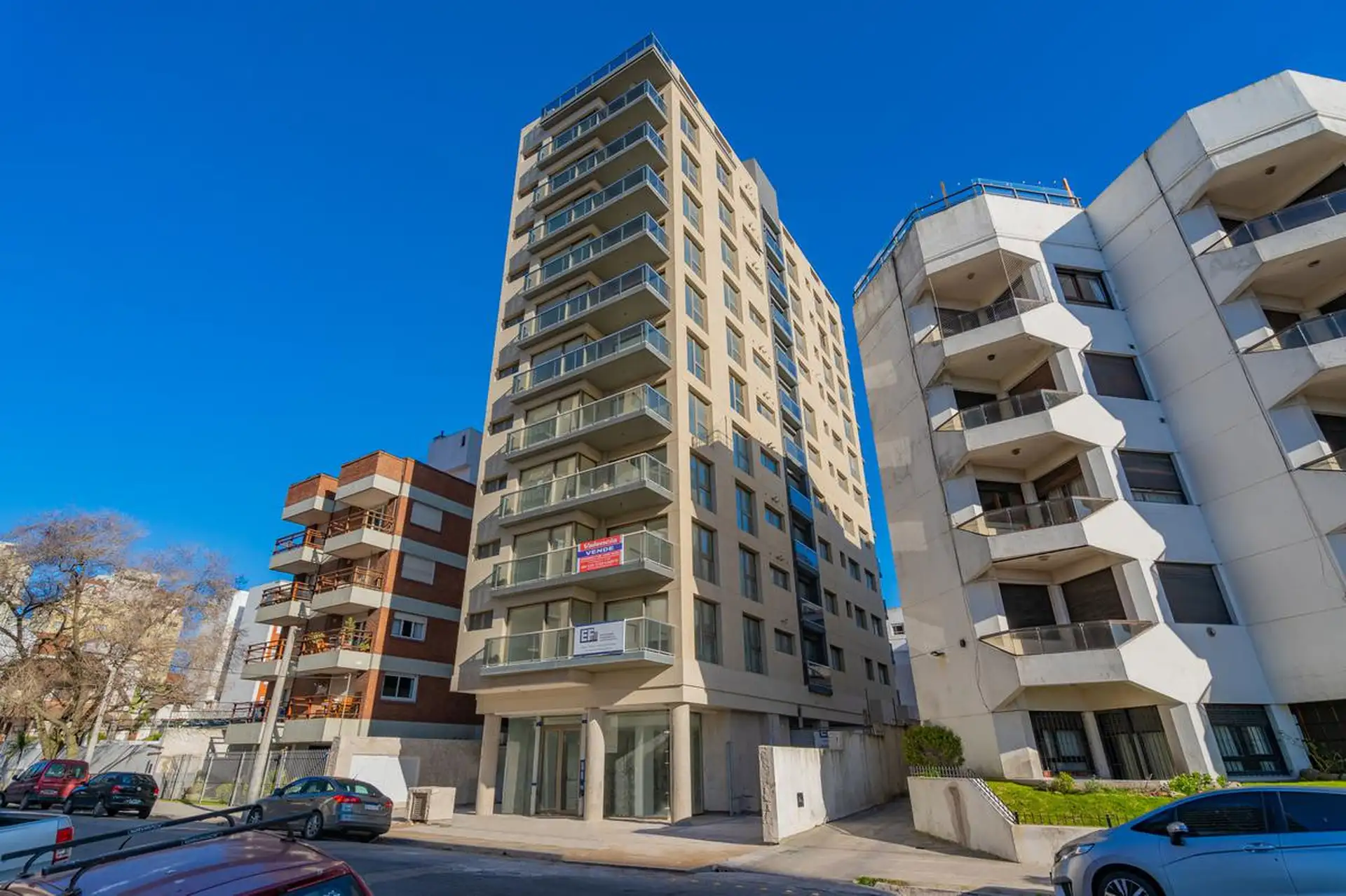 Depto 2 amb, 60m² con balcón y cochera opcional — Playa Grande