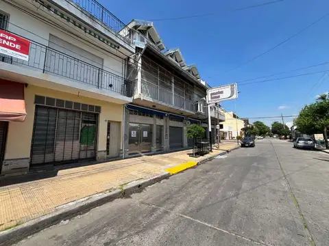 Depto Tipo Casa en Venta con 1 cocheras