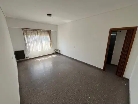 VENTA PH 3 AMBIENTES CON TERRAZA PROPIA EN PALOMAR