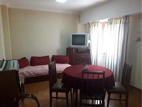 San Juan 3200, Piso 3