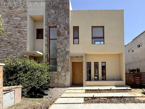 Alquiler Casa - Barrio Privado La Josefina - Pilar