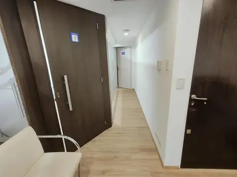 Oficina en Venta en Retiro, USD 129.000