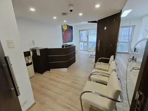 Venta de Oficina Comercial 3 Ambientes en Retiro