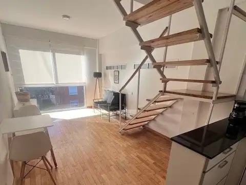 2 ambientes en Duplex ,Cañitas disponible