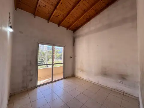 José León Suárez 3800