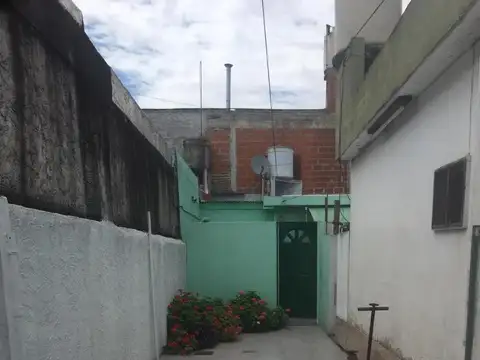 Depto Tipo Casa en Venta de 2 ambientes