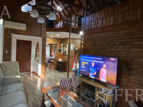 Casa en Venta con 1 cochera