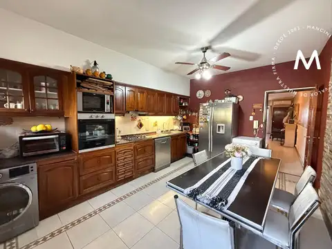 APTO CRÉDITO - Duplex en venta de 4 ambientes con cochera y jardín - Villa Ballester