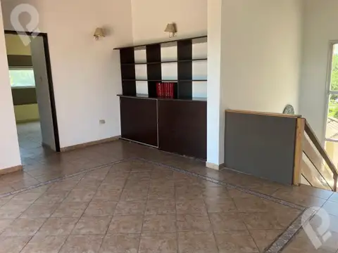 Casa en Venta y Alquiler en El Lauquen Club de Campo
