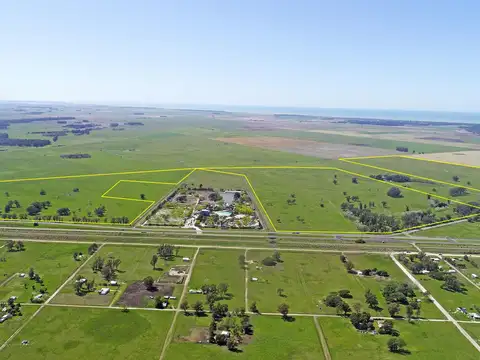 Mar del Plata - 219 has sobre Autovía 2