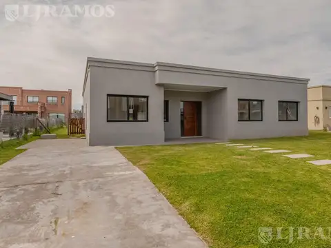 Casa en Venta a Estrenar Canton Norte PG