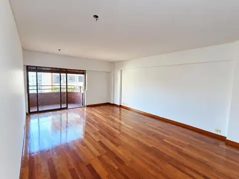 Departamento 4 ambientes con 3 baños