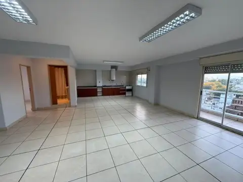 Departamento. 2 ambientes. 2 balcones. Apto profesional. Sin expensas