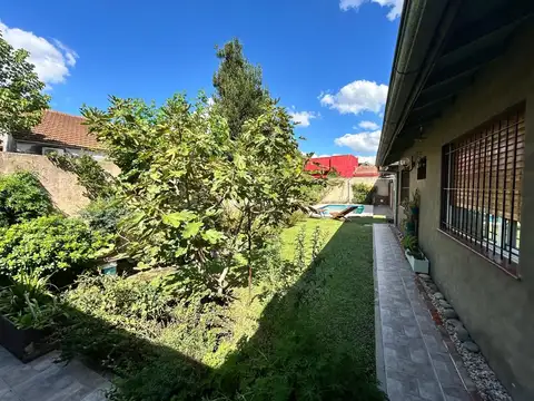 Casa en Venta en Adrogue, USD 295.000