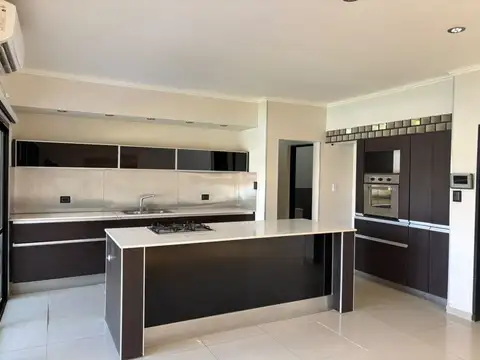 Casa en Venta en Villa Nueva, USD 260.000