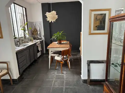 PH TIPO DUPLEX AL FRENTE SIN EXPENSAS. BECCAR