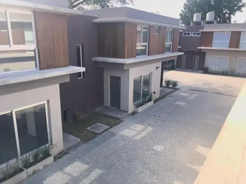 Casa en Alquiler en Ituzaingo Norte, $ 1.800.000