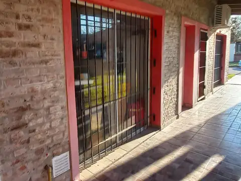 VENTA - Local - Barrio María Auxiliadora, Funes.