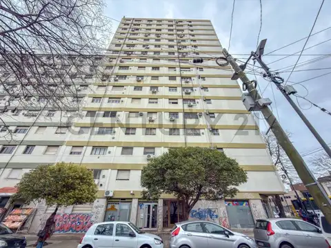 Departamento de 3 dormitorios en venta -  La Plata