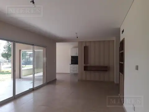 Casa en Alquiler Temporal A Estrenar