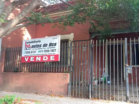 CASA 3 AMB CON COCHERA Y PATIO