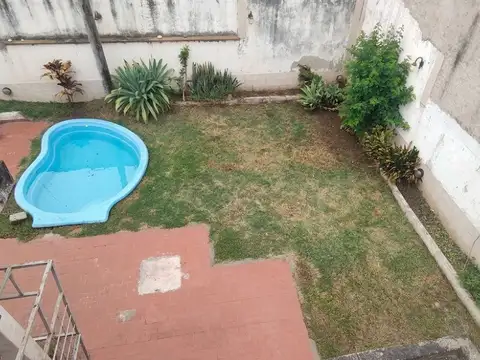 4 de Septiembre 2300