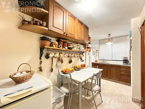 Departamento cuatro ambientes en venta, en Moron
