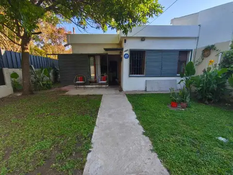 VENTA CASA BARRIO JARDIN DOS DORMIOTORIOS PILETA