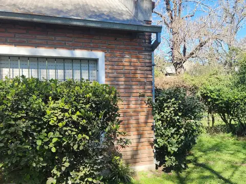 Casa 3 ambientes con 2 baños