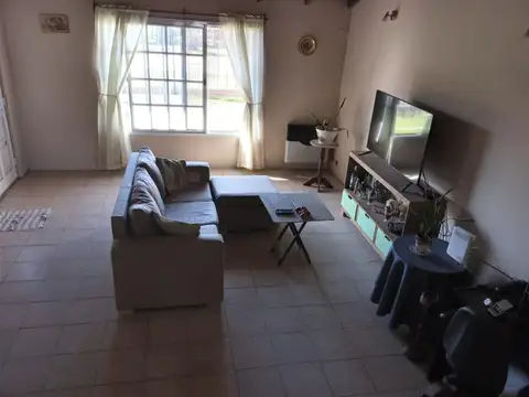 VENTA DE CASA EN VILLA DE MAYO