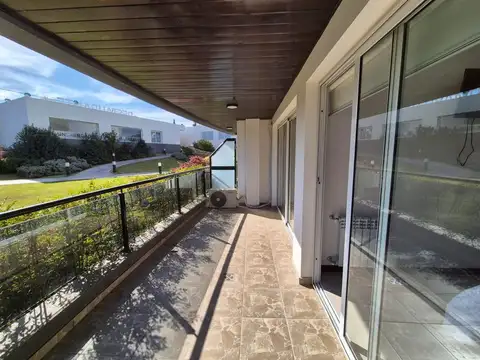 Departamento en Venta en Villa Parque Siquiman, USD 100.000