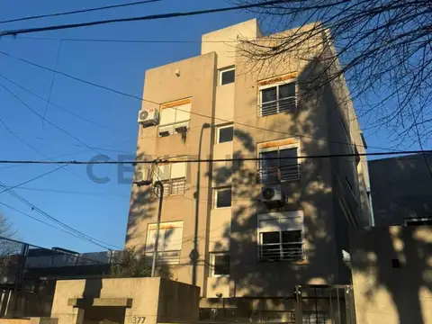 60 E/ 123 Y 124 300, Piso 1