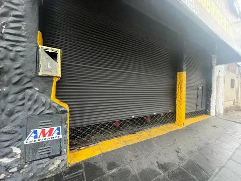 IMPORTANTE LOCAL SOBRE AVENIDA