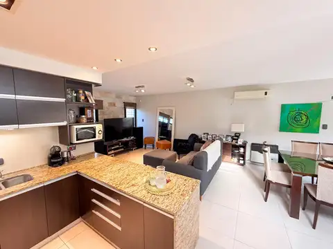 Casa en Venta al Este
