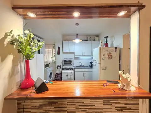 Alvear al 2600 entre Lacroze y Pacífico Rodriguez