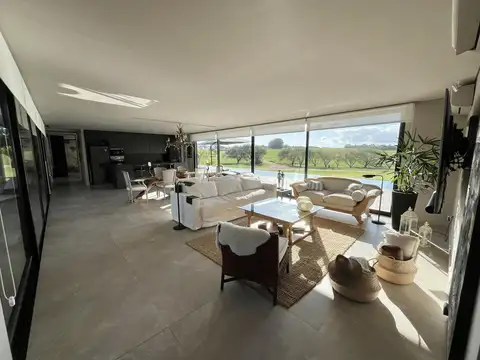 Impecable Casa en Barrio Privado Laguna de los Cisnes - se vende Equipada!