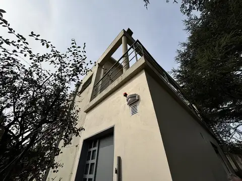 Casa 6 ambientes con 3 baños