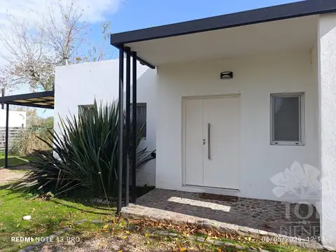 Casa en San Matias en lote interno