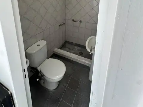 Casa en Alquiler en La Plata, $ 650.000