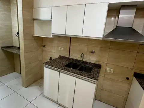 Departamento en Alquiler en Florencio Varela, $ 640.000