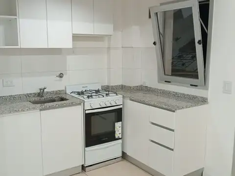 Departamento en Alquiler en Santos Lugares, $ 600.000