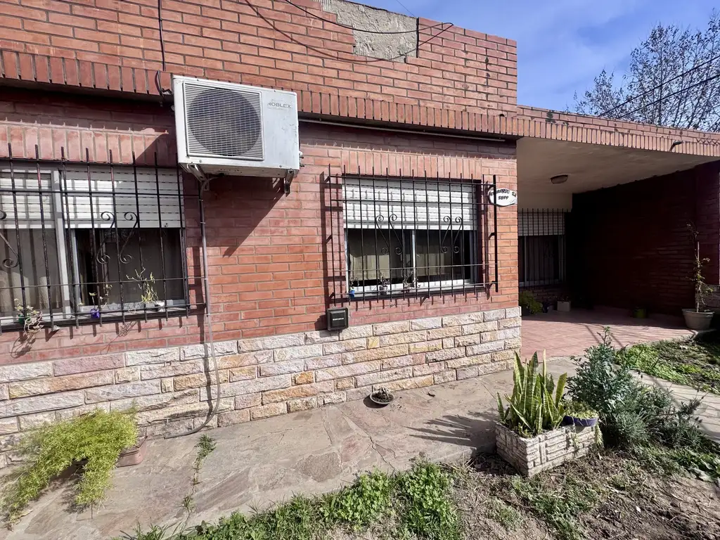 Casacuberta 2100, Piso 0