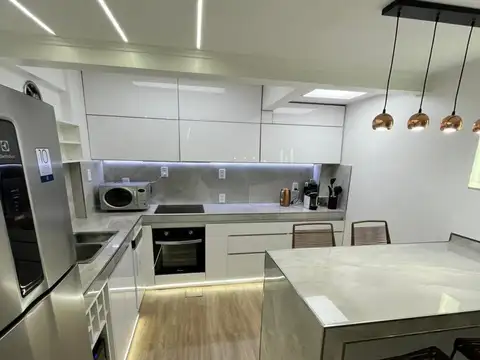 Monseñor Piaggio 100