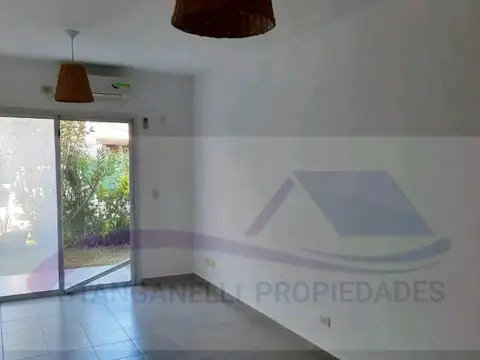 Departamento en Alquiler en Pilar, $ 460.000