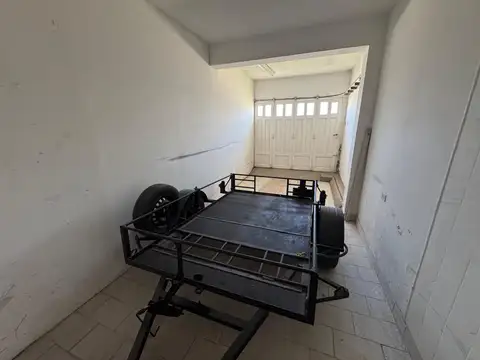 Casa 3 amb con dependencia + departamento de 2 amb