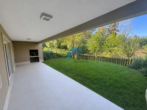 Departamento en Alquiler con 1 cocheras