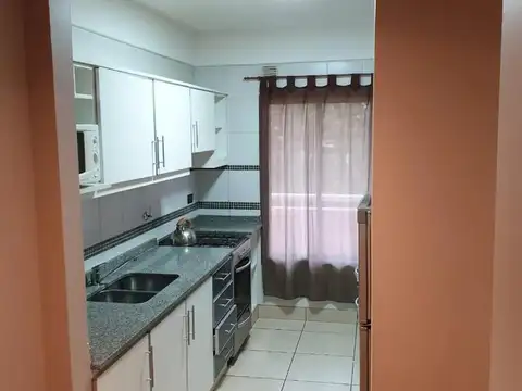 Lezica 4200, Piso 1